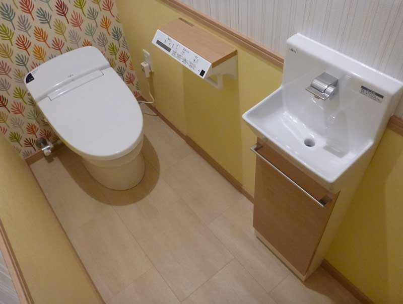 ゆったり使える広いトイレ